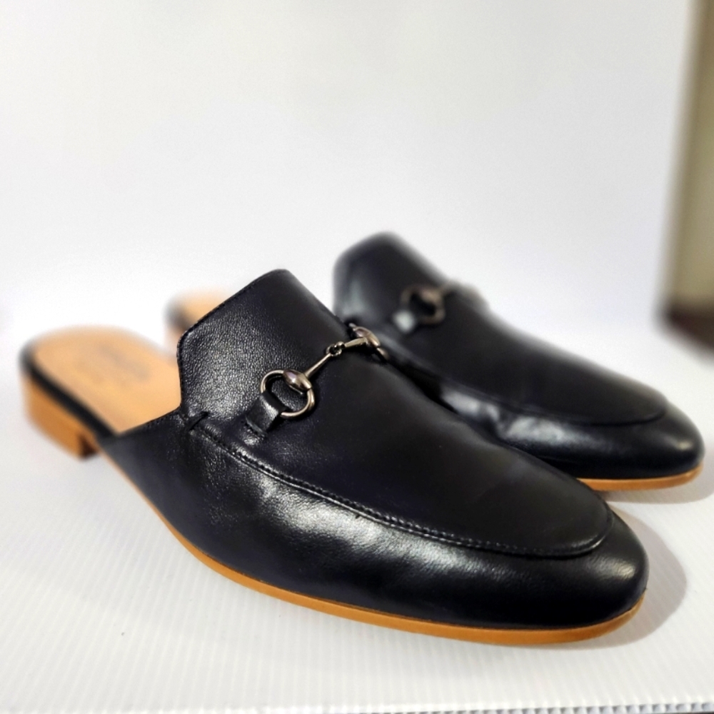 "Coach And Four" Brand Neline Leather Mule Black 11M